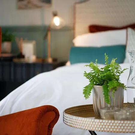 Roseville - Luxury 3*