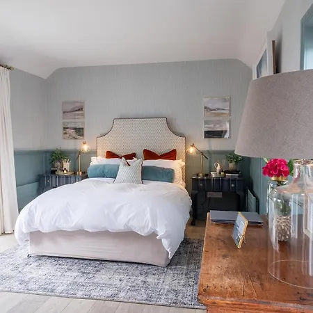 Roseville - Luxury Pensión