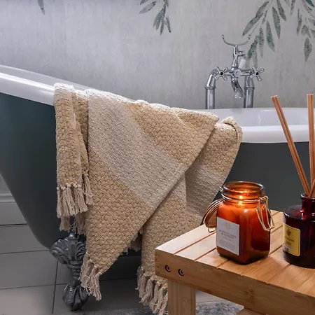 Roseville - Luxury Pensión Youghal