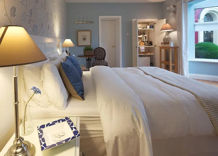 Roseville - Luxury 3*